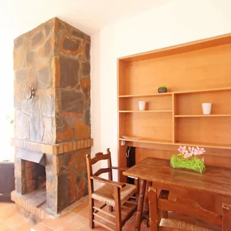 1100 - Front Villa *