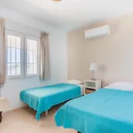 1100 - Front Villa *